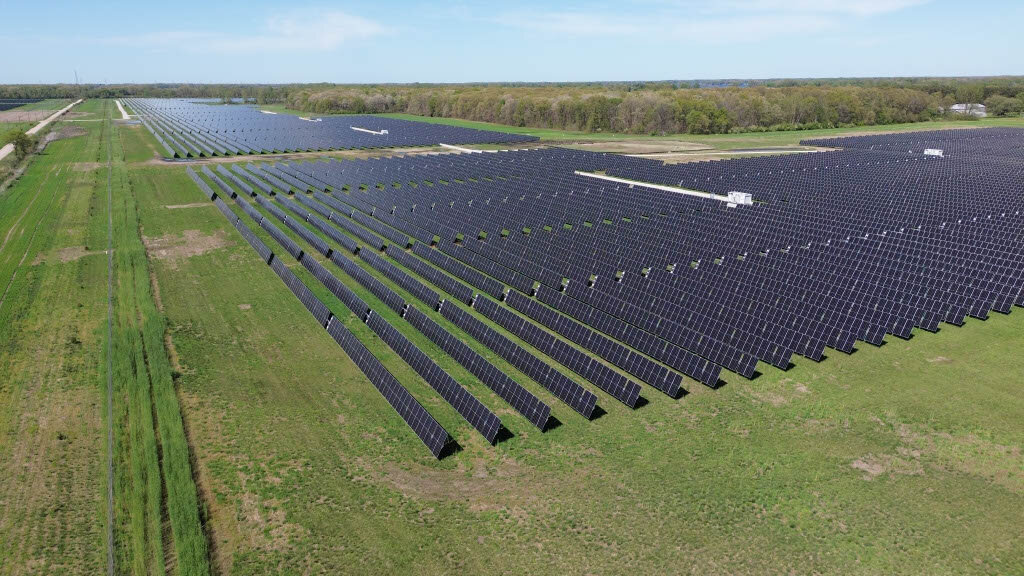 Mammoth Solar